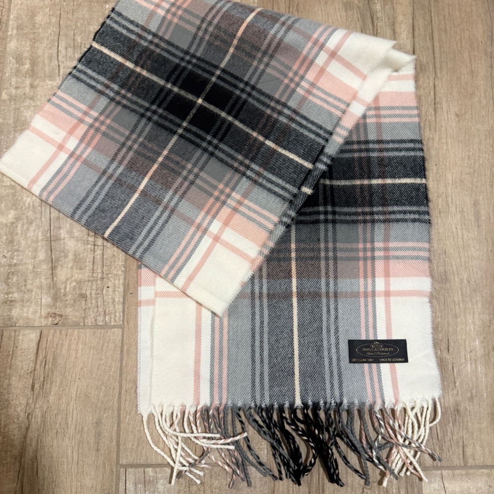 100% Cashmere Scarf Made in Germany Plaid Grey Pink Black Hand Tailored Fringe